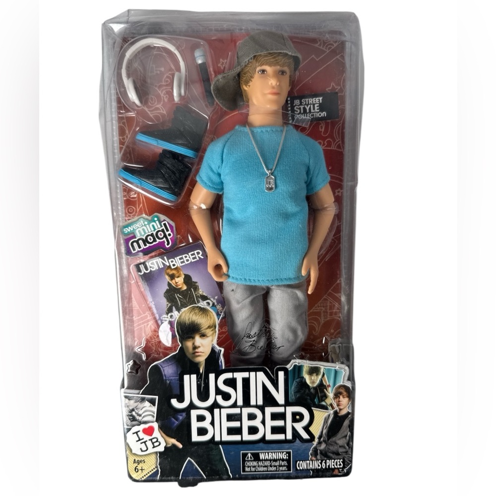 Vintage Justin Bieber 12" Street Style Doll collectible